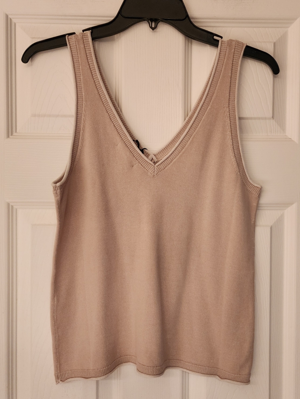 Bobi BLACK Vneck Tank Sweater In Taupe Size Small - Picture 3 of 11